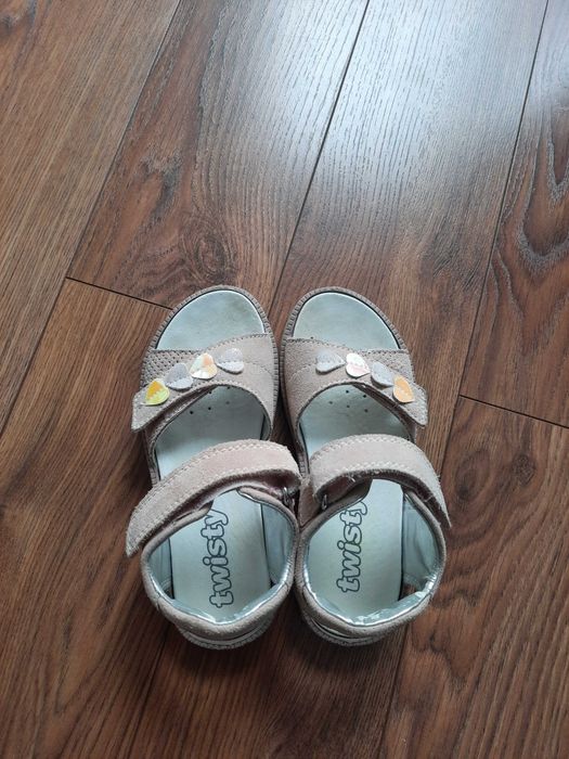 Sandały -- Twisty -- skorzane -- r.29