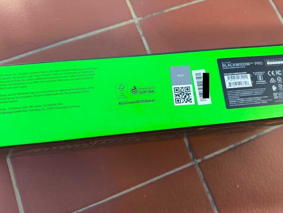 Klawiatura gamingowa Razer BlackWidow V4 Pro Green Switch - Nowa