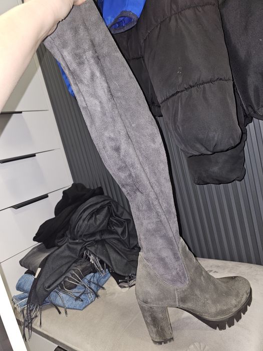 Kozaki zamszowe szare