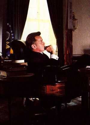 KENNEDY - Mini série Completa (Martin Sheen) OFERTA Documentário NOVO