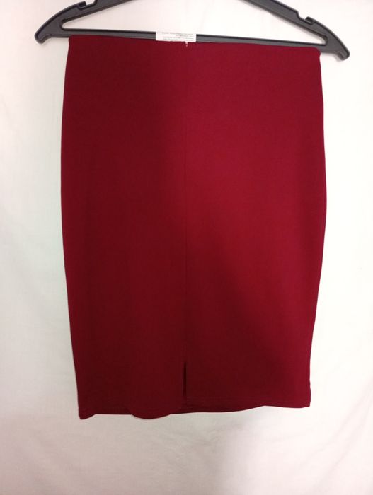 Костюм бордовий, спідниця олівець