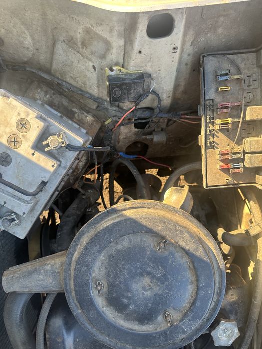 Продам ваз 2105,