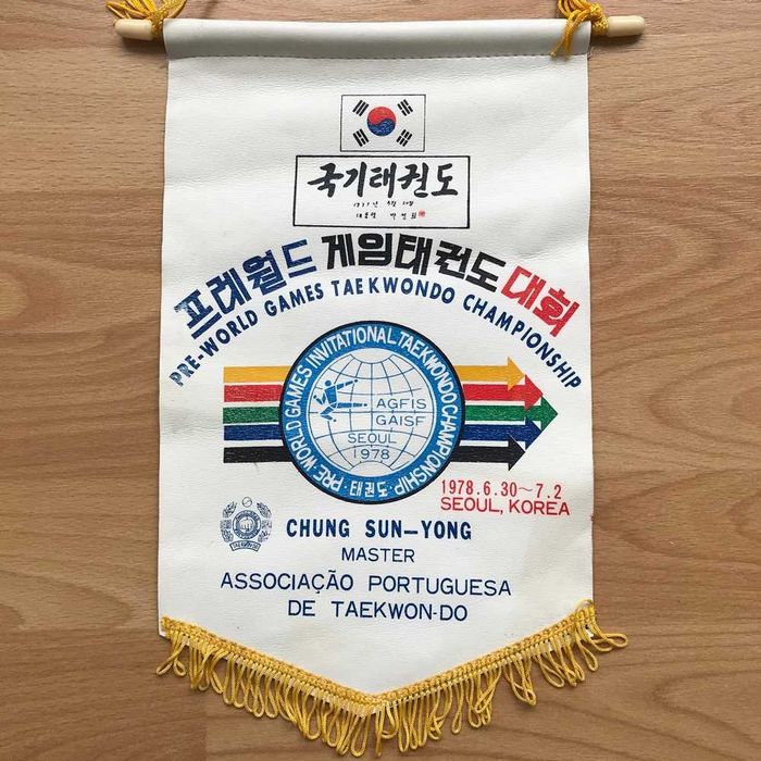 Galhardete antigo artes marciais Taekwondo Seoul 1978