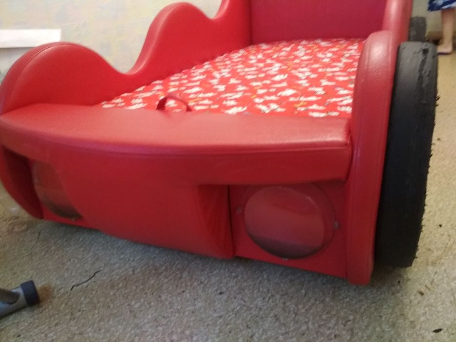 Кровать-машина