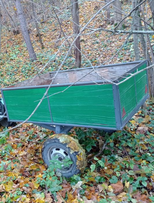 Продам прицеп для тракторця