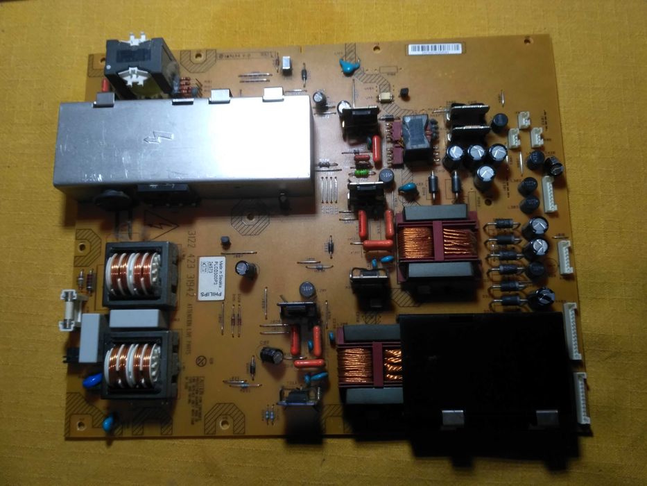 Телевизор Philips 42PFL7662/12 на запчасти