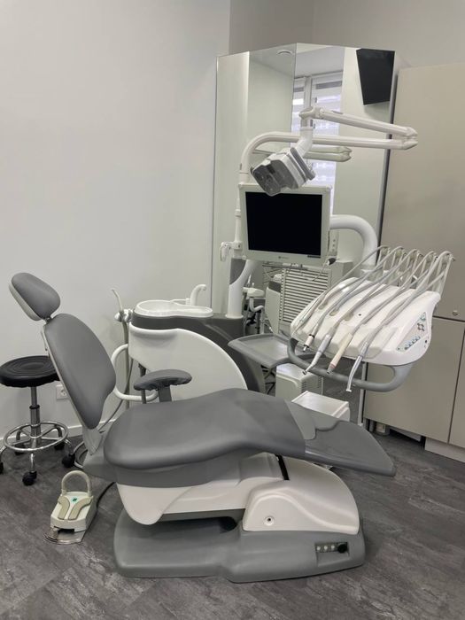 Стоматологічна установка Fedesa Acanto-M | реставрована
