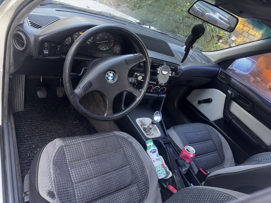 BMW  520і   1991