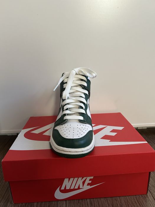 Nike Dunk High Australia