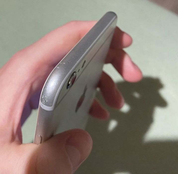 iPhone 6s Plus 128GB + trzy nowe hartowane szkła