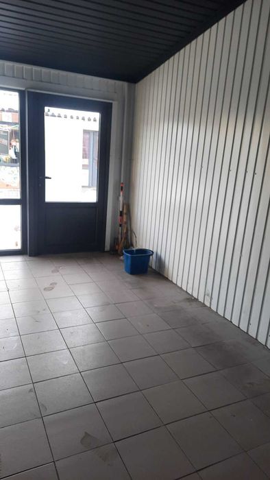 Оренда магазину, ринок ВІСЛА раен музикалка  центральний ряд 17,5 м.кв