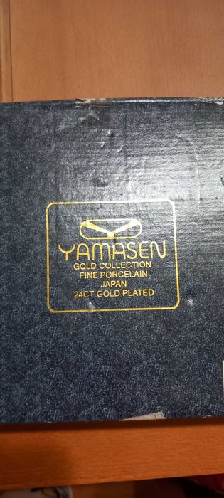 Conjunto de Chávenas Japonesa Banhadas a OURO