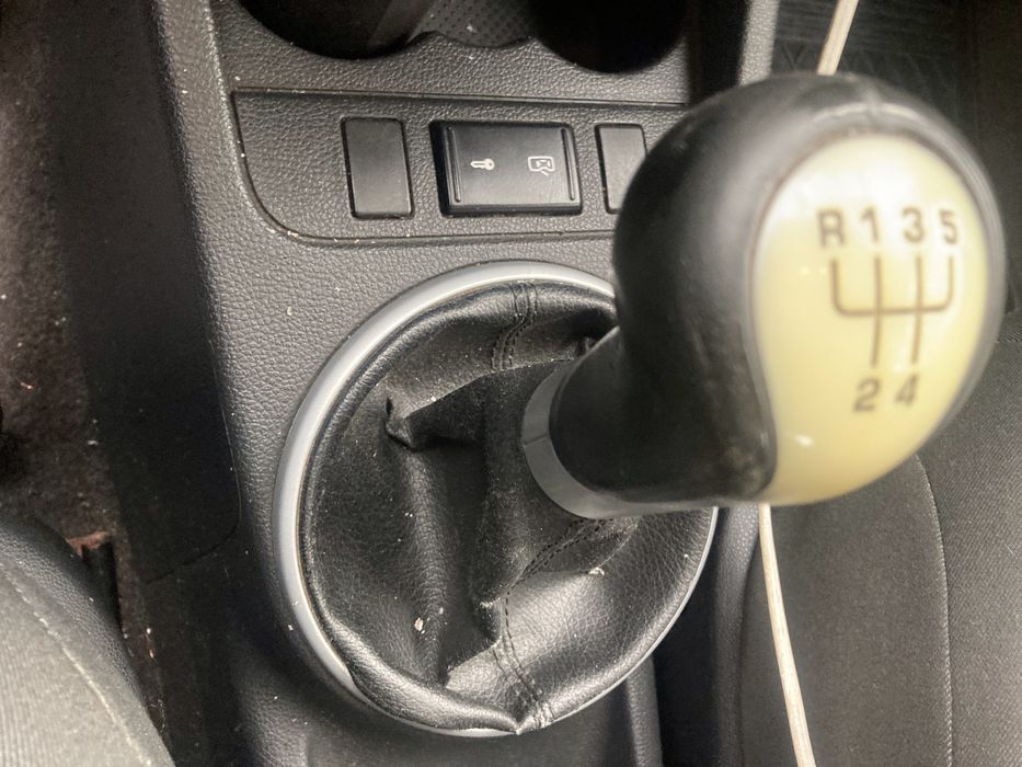 Шкода румстер 2010 1.4tdi