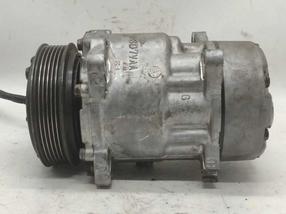 Compressor AC Citroen Xsara 1.6i 

REF: S D 7 V A A R