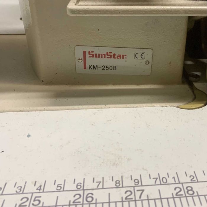 Прямострочна промислова швейна машина SunStar KM-250В