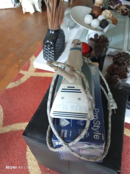 Ferro de engomar em excelente estado