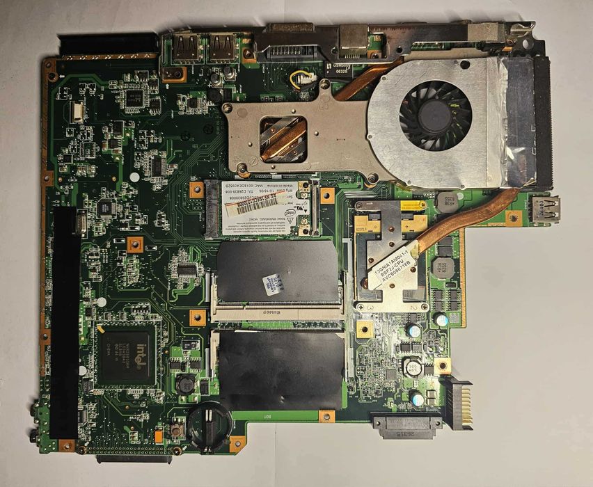 Płyty główne do laptopów - sprawne