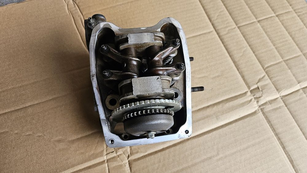 Piaggio mp3 500  głowica planowana