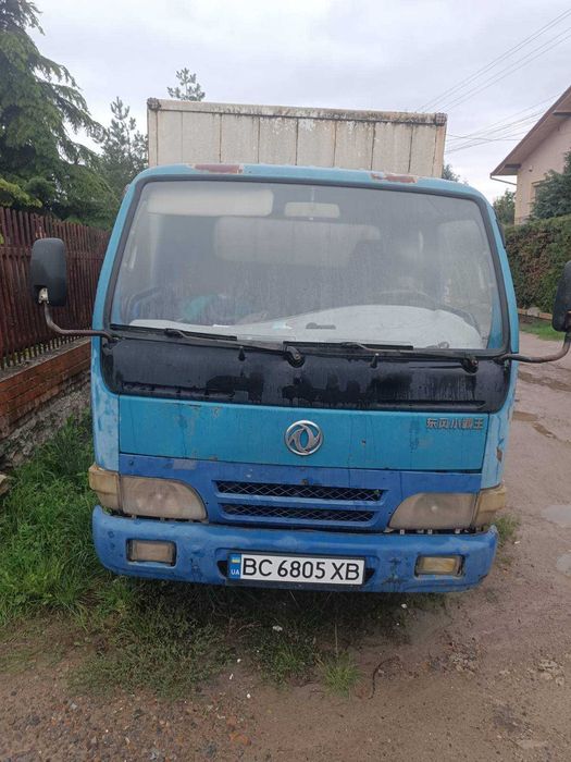 вантажне авто DongFeng2005