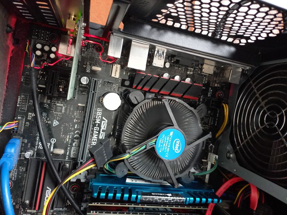 Selling Desktop PC with i5 Processor446030691152711681