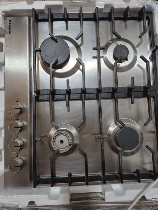 Продам варочную поверхность Hansa