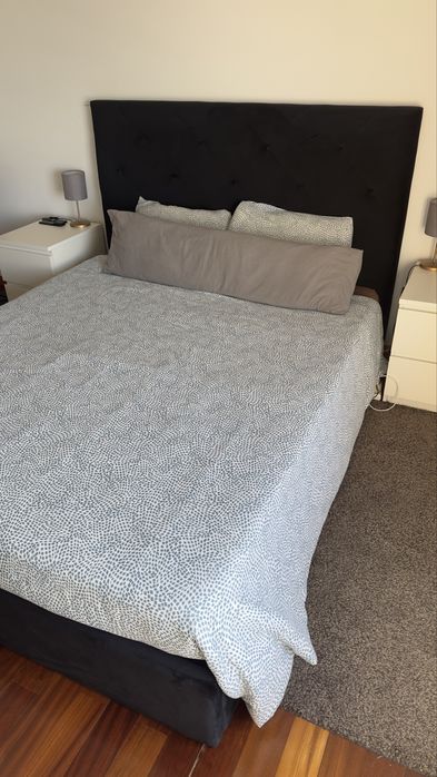 Cama Almofadada Preta