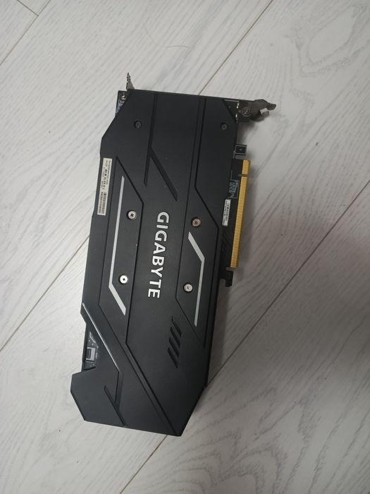Продам відео карту 2060 на 6gb
