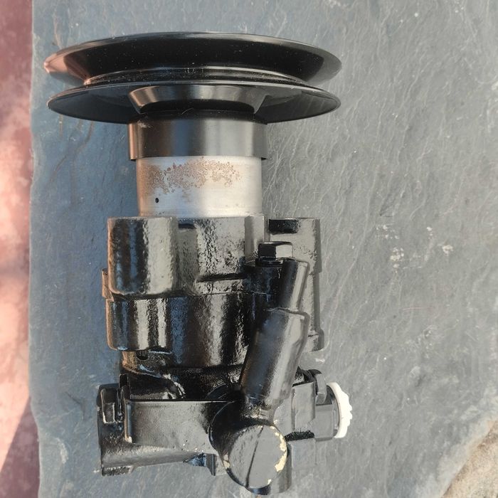 Bomba direção Toyota Hilux