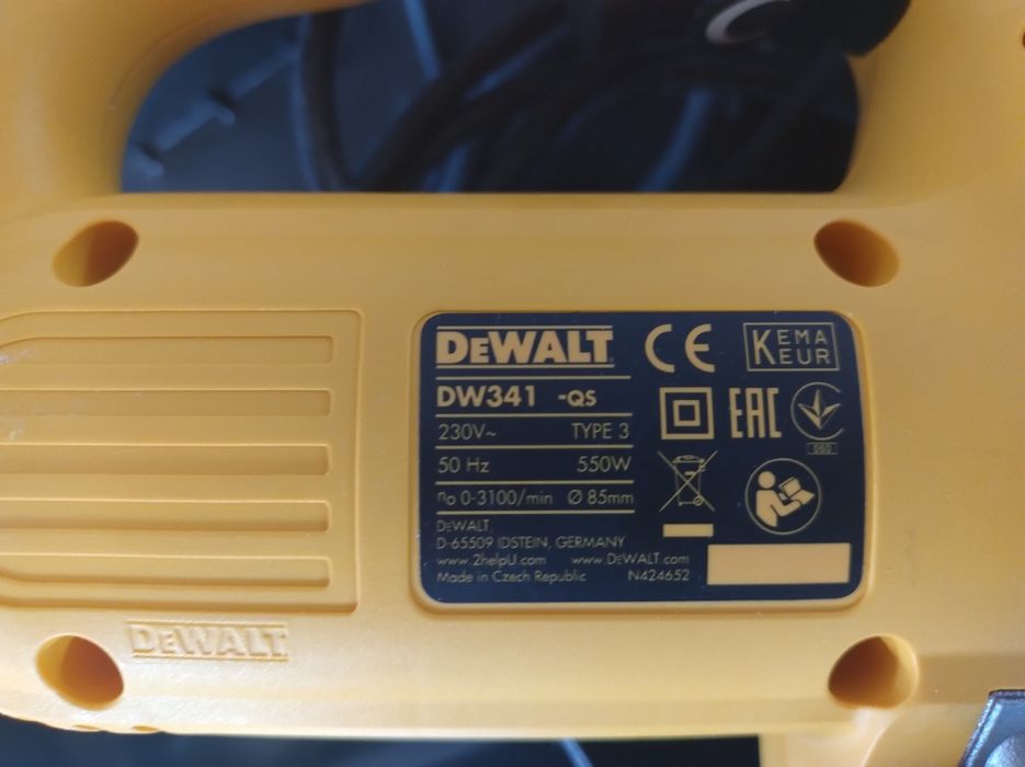 Wyrzynarka DeWalt DW 341