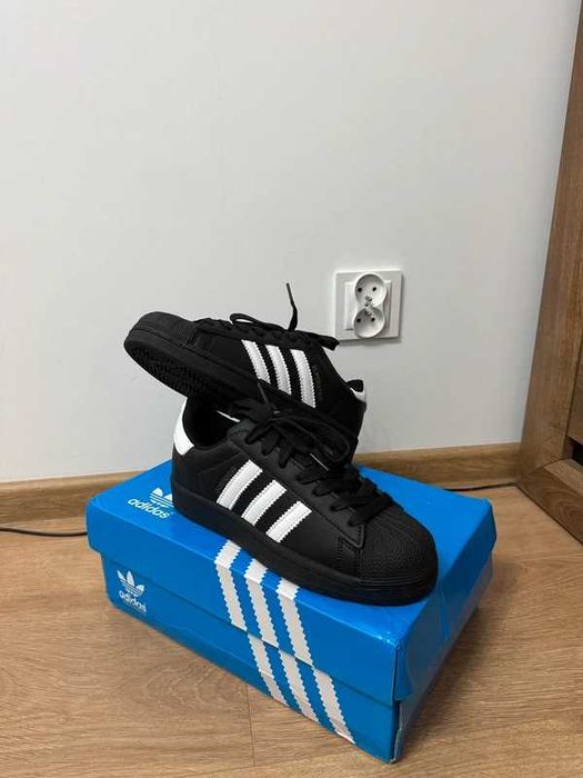 adidas SUPERSTAR czarne 43