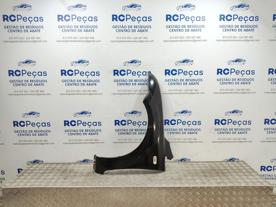Guardalamas Esquerdo Original Ford Focus MK2 Pré-Facelift 2004 a 2008