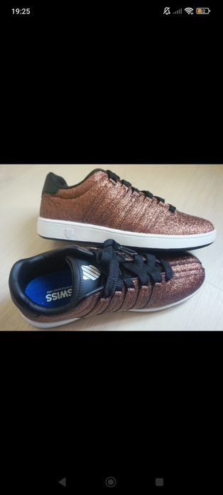 Oryginalne buty marki K-Swiss
Rozmiar EU 38
