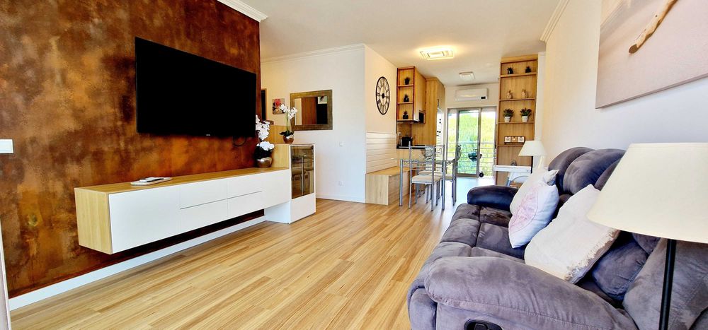 Fantástico T2 para férias na Praia da Falésia, Alfamar