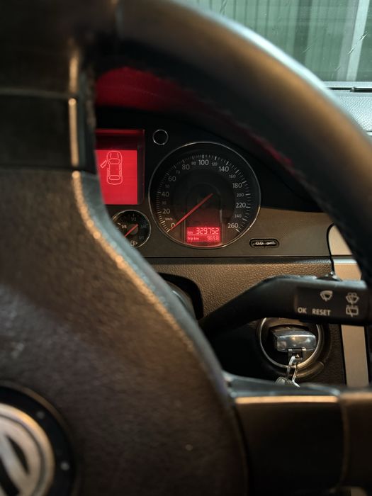 Volkswagen Passat b6 1.9 tdi 2006 Авто пасат б6 дизель