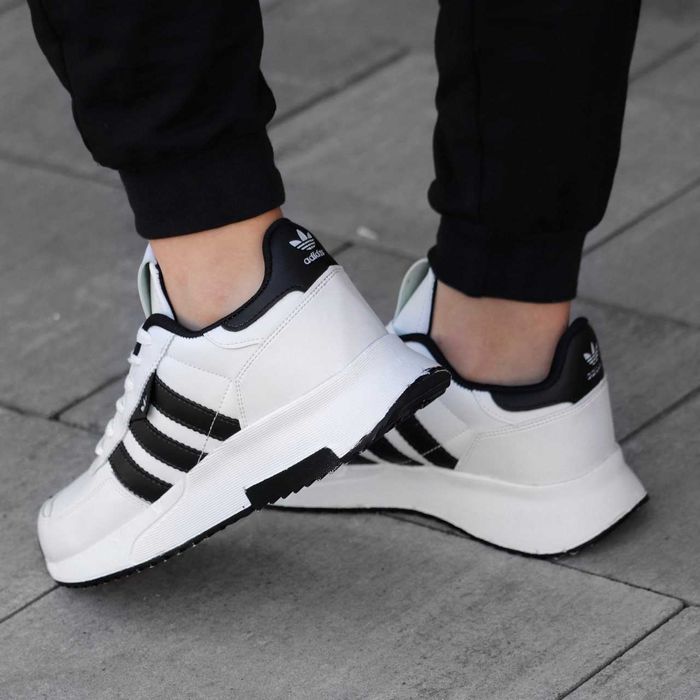 Чоловічі кросівки Adidas ZX білі Розмір:41,44 Мужские кроссовки