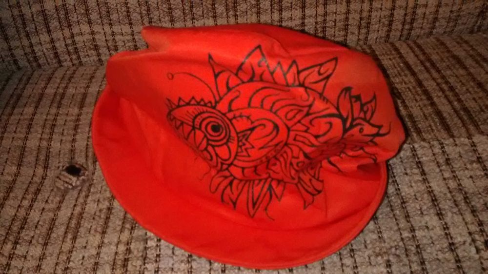 Берет женский фирменный яркий, оранжевый