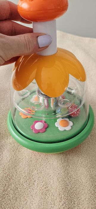 Chicco tęczowy bączek w kwiatki 6m+