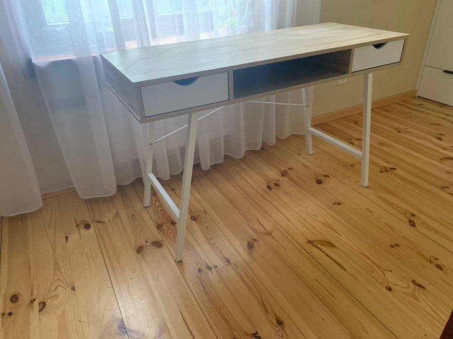 Biurko 120x48x78h z szufladami