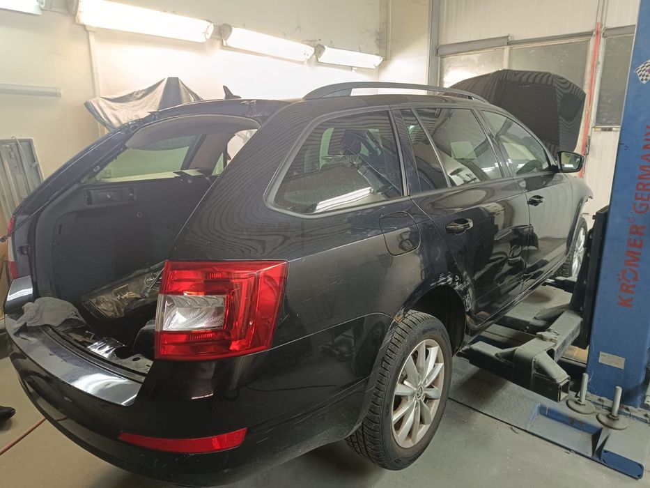 Skoda Octavia 3 Cześci  1.8 TSI 4x4 LF9R Części  karoserii