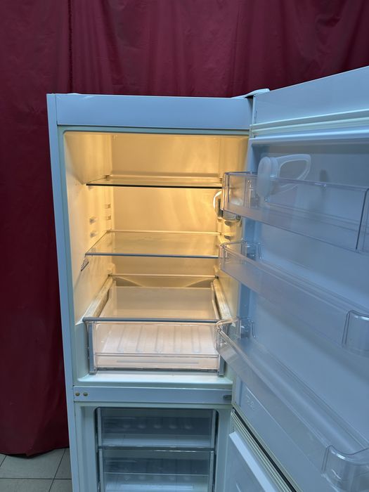 Холодильник Indesit 172/60/60