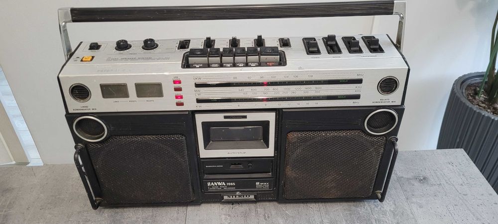 Radiomagnetofon Sanwa 7065