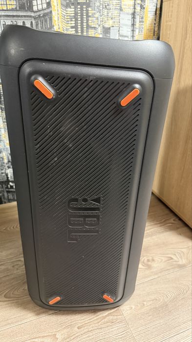 jbl partybox 300 - купити портативну акустику - Ціна на OLX.ua