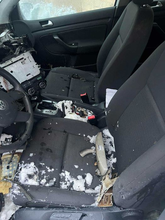 Volkswagen golf 5 2004r 1.6 бензин