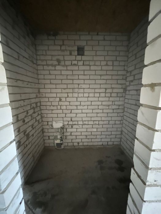 Продам 1 к. квартиру 38 кв .м. в ЖК Дружній / Мазепи