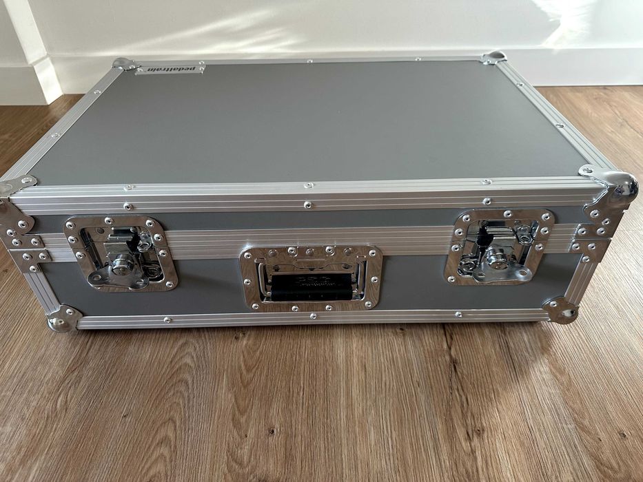 Pedaltrain Novo 24 Pedal Board with Tour Case