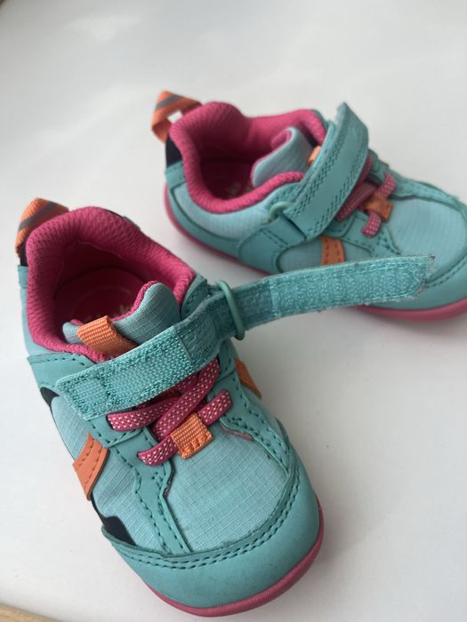Кросівки демісезонні Clarks 20 розмір для дівчинки