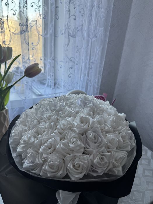 букет з атласної стрічки , 51 роза