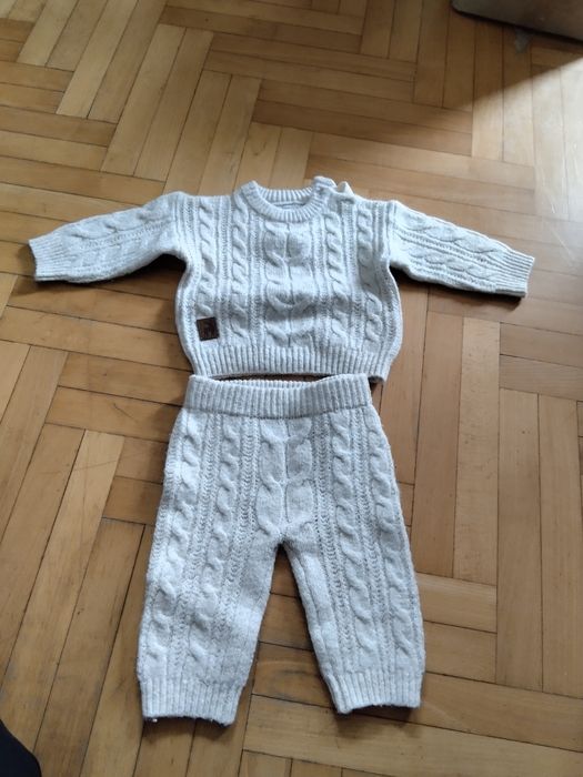 Sweter i spodnie zimowe 74