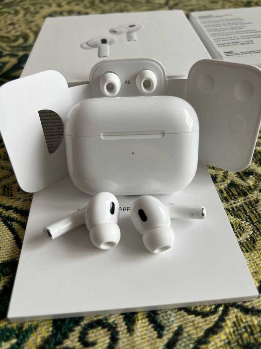 Apple AirPods Pro 2 на гарантії з цілим комплектом