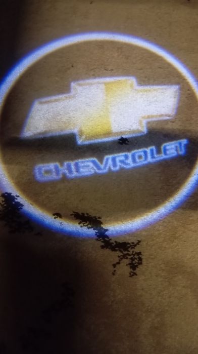Подсветка в двери Chevrolet